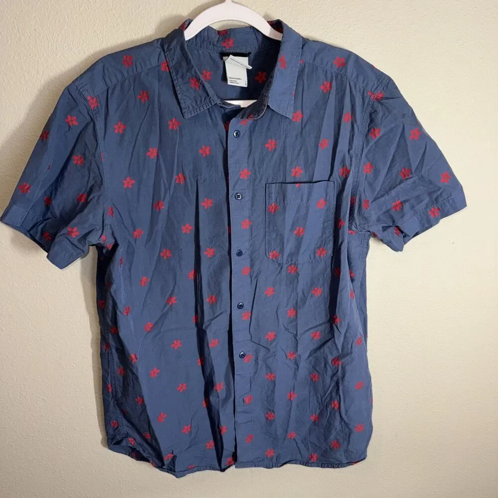 The North Face Men’s Button Down Shirt Blue Floral